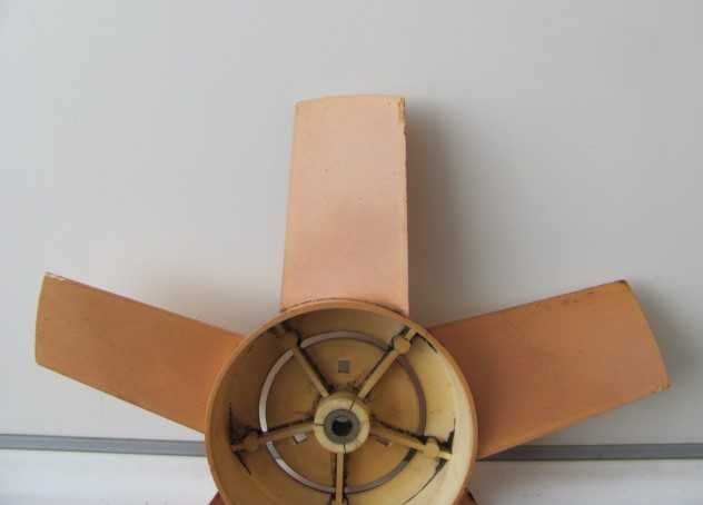 Крильчатка вентилятора пластикова d-198 мм. – шара!