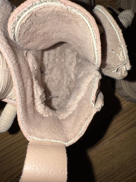 Черевички для дівчинки