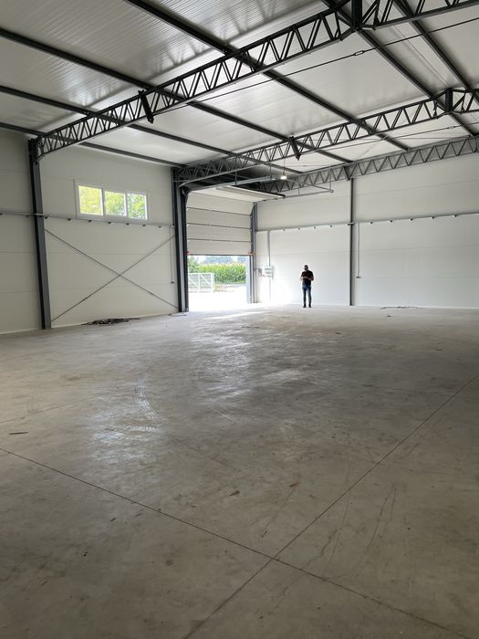 Magazyn z rampą 380m2 plac manewrowy Ożarów Maz