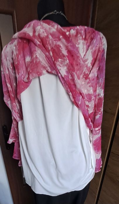 Elegancka bluzka z halką  do każdej stylizacji 7xl