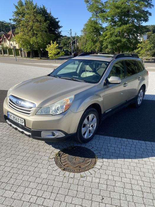 Subaru Outback 2010