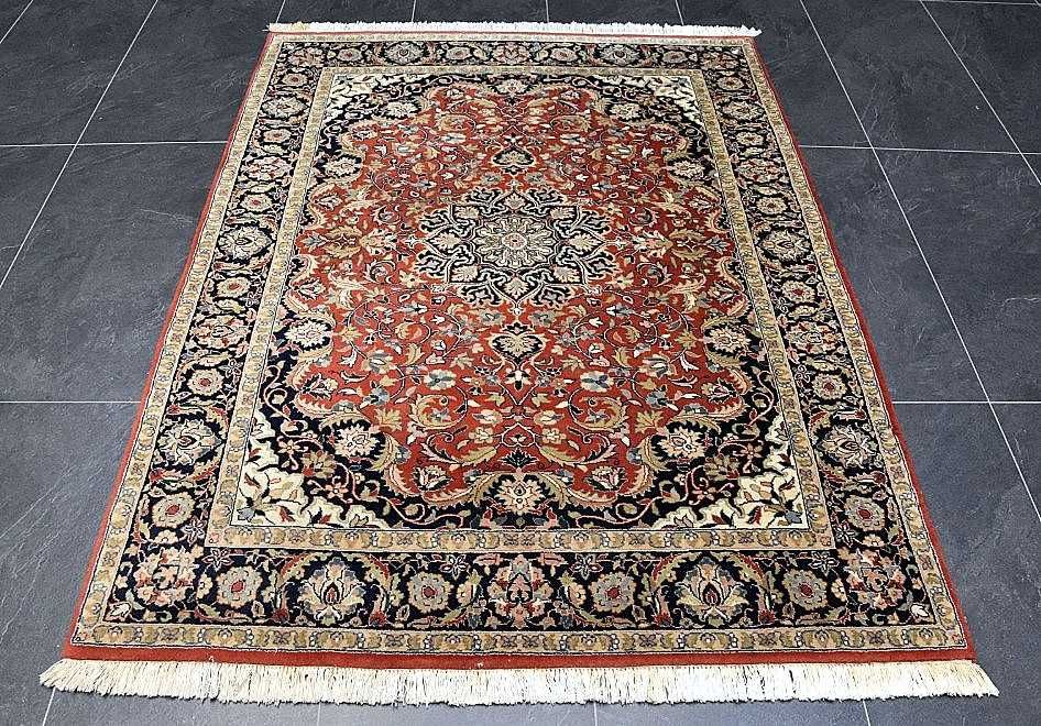 Tapete Persa TABRIZ original, Lã sobre Algodão, feito à mão com 198cm x 140cm