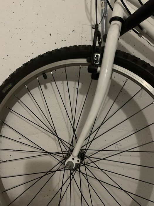 Bicicleta de senhora como nova
