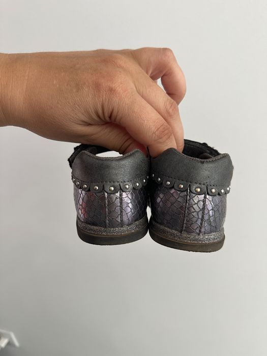 Sapatos Cinza Escuro Chicco Nº 22