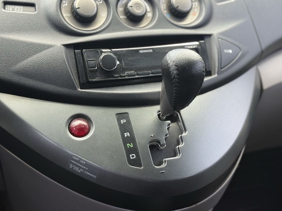 Mitsubishi Grandis на автомате
