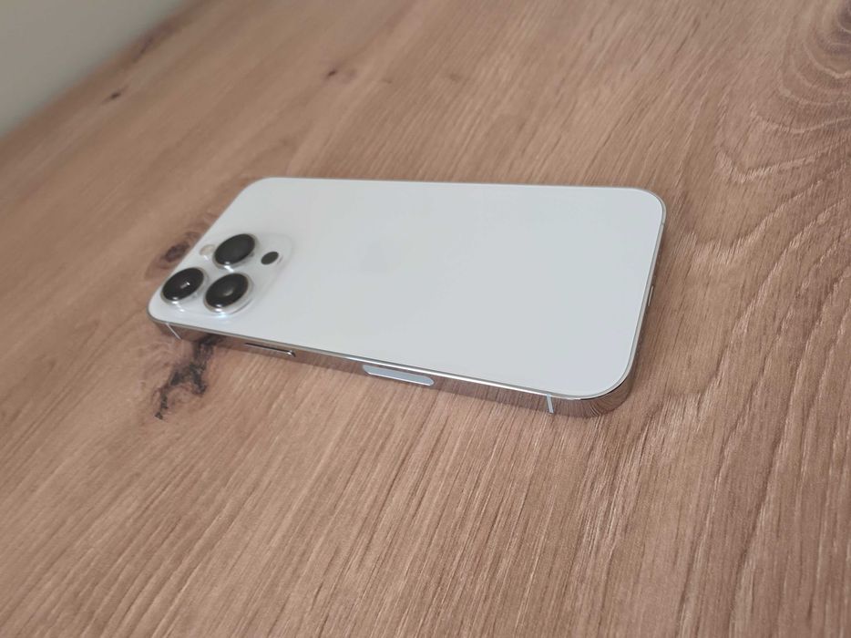 iPhone 13 Pro 128GB Prateado, desbloqueado, como novo