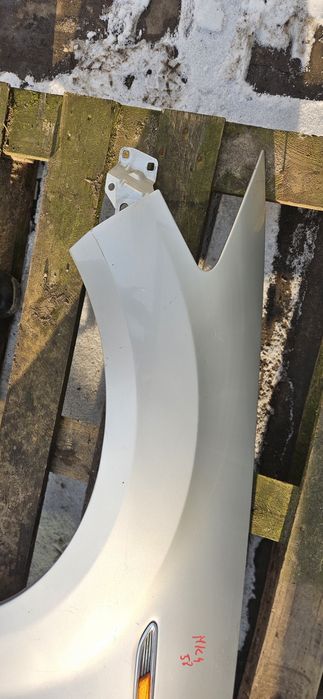 Mondeo mk4 blotnik lewy 58