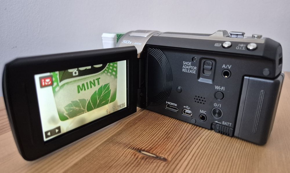 Kamera Panasonic HC-V720