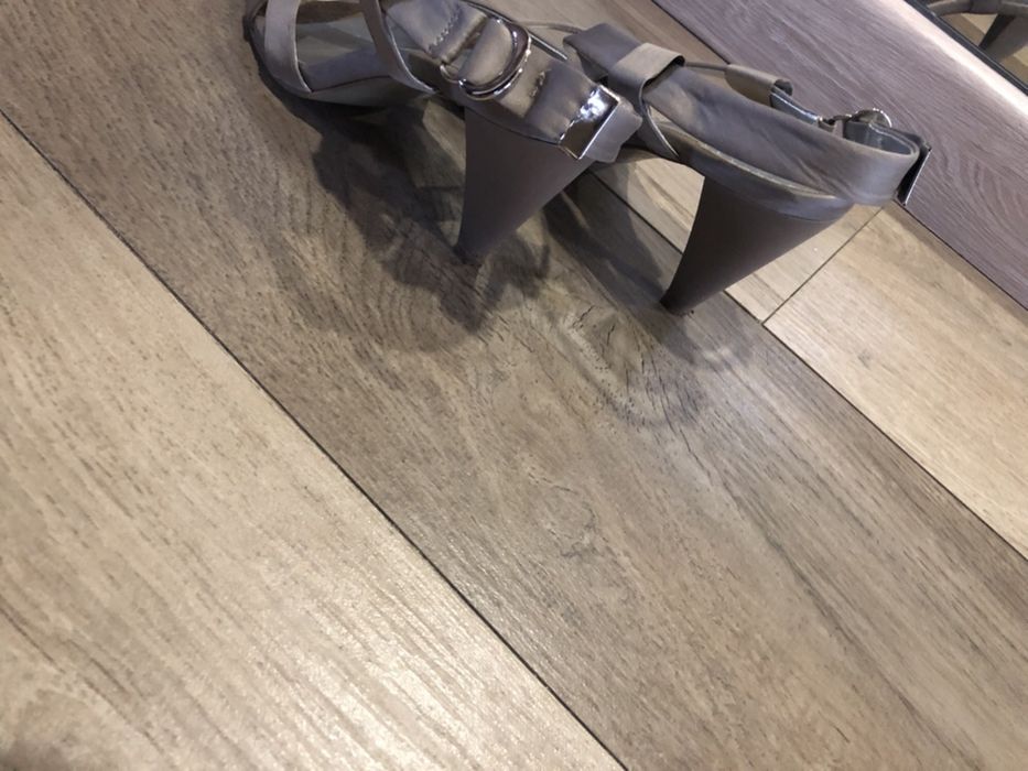 Sandały
