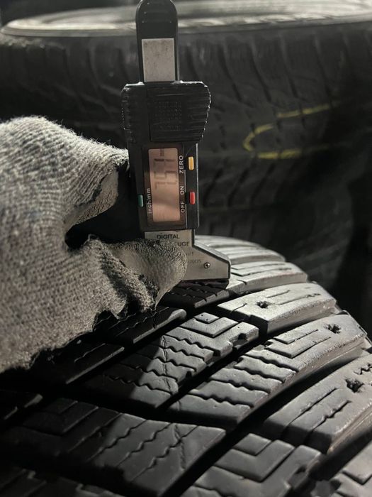 225/50/17 пара зимних шин