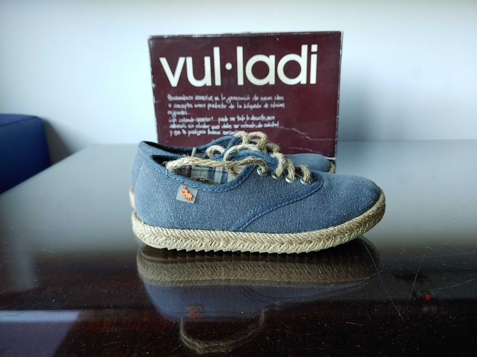 Sapatos formal criança, tamanho 25 NOVO!