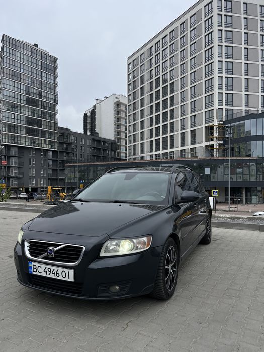 Volvo v50 2010 1.6 Дизель