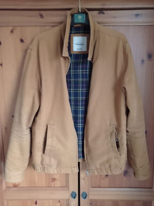 Kurtka typu bomberka Pull & Bear
