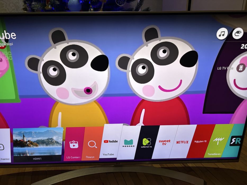 Телевізор LG 55UH850V