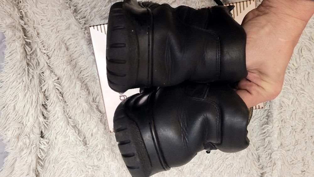 Непромокаемые зимние тёплые ботинки чоботи  черевики  р 43 -44  .444гр