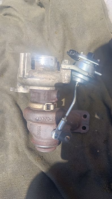 Турбіна 1.4 1.5 1.6hdi Peugeot 208 ford citrien berlingo c3