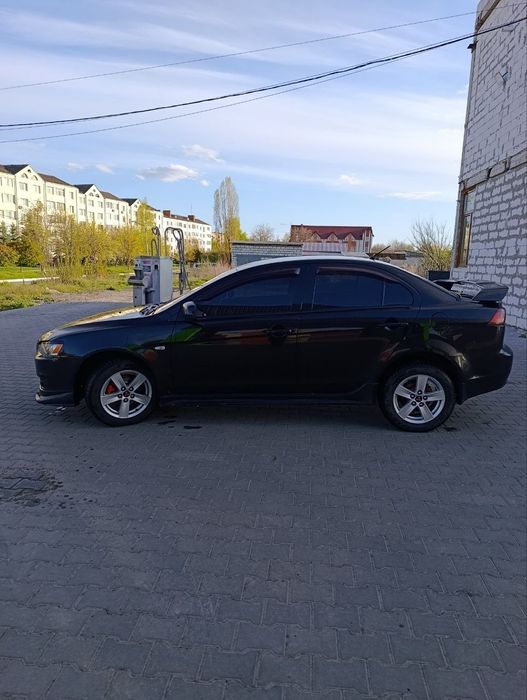 Авто Mitsubishi Lancer X