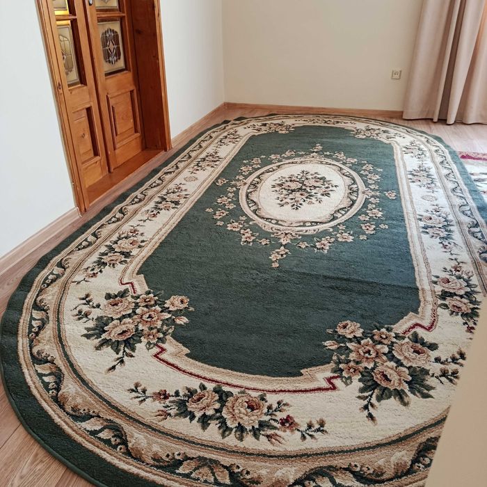 Продаються килими