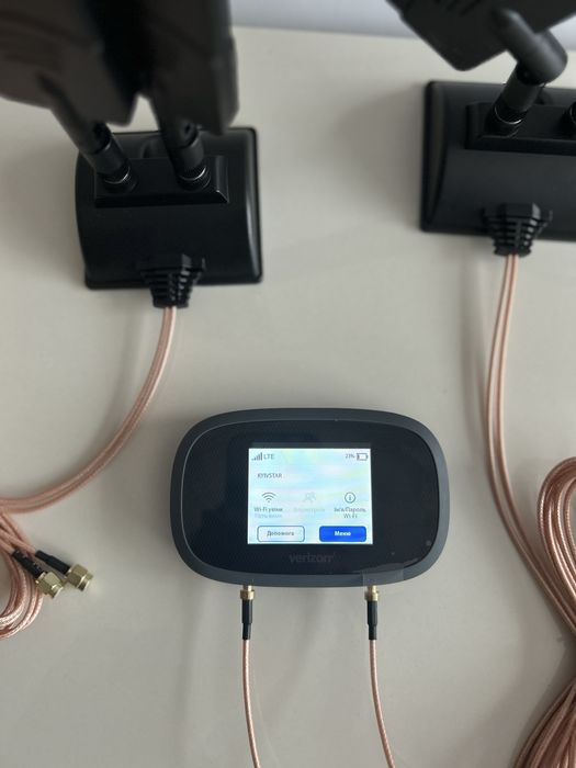 4g LTE модем роутер Inseego MiFi 8800L з MIMO антенами під сім карту