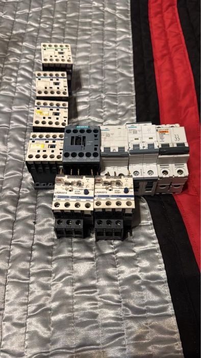 Material eletrico diverso