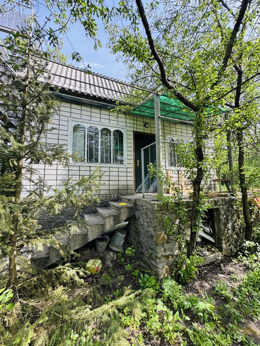 Здається дача в місті Канів, район Бессарабія.