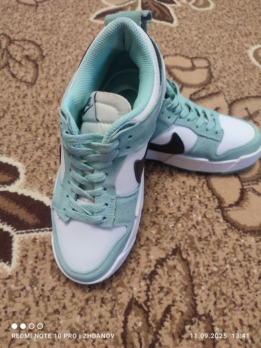 Продам кроссовки Nike.
