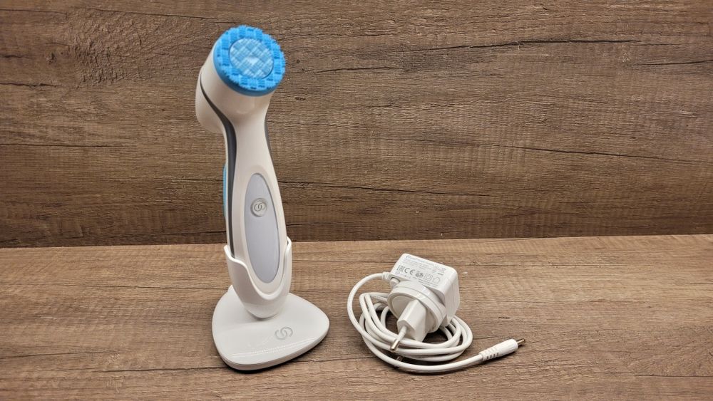 LumiSpa NuSkin urządzenie do oczyszczania twarzy