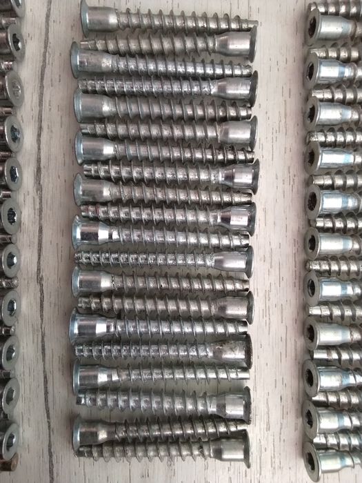 Конфірмати меблеві б/в ( 64 шт.).