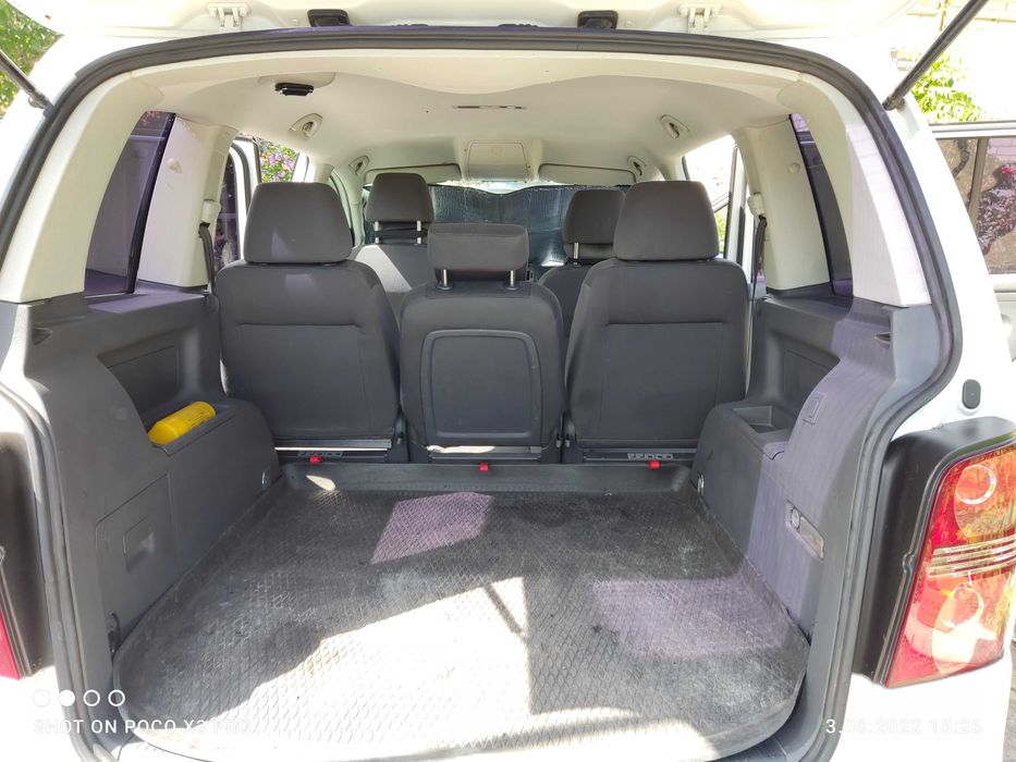 Продам машину Volksvagen Touran