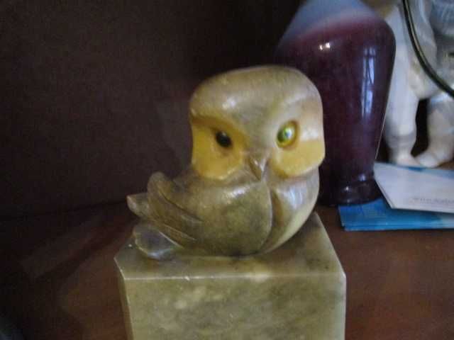 Escultura mocho antiga