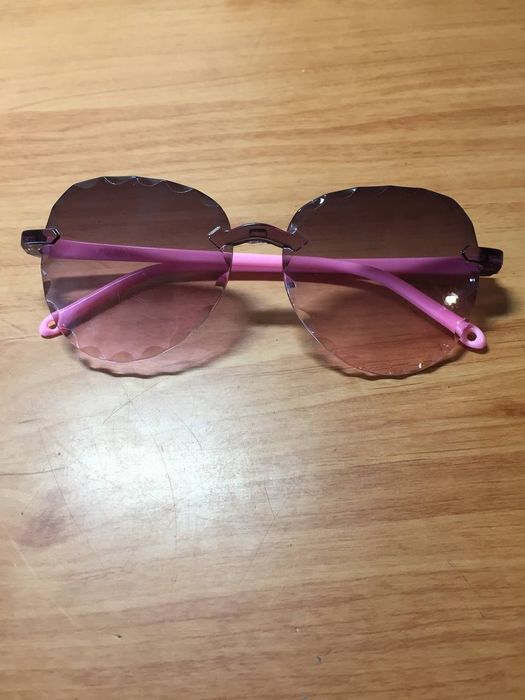 Дитячі сонячні окуляри