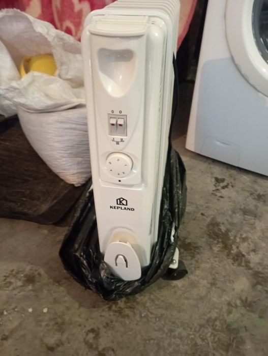 Обігрівач масляний