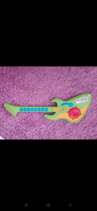 Panda guitarra musical