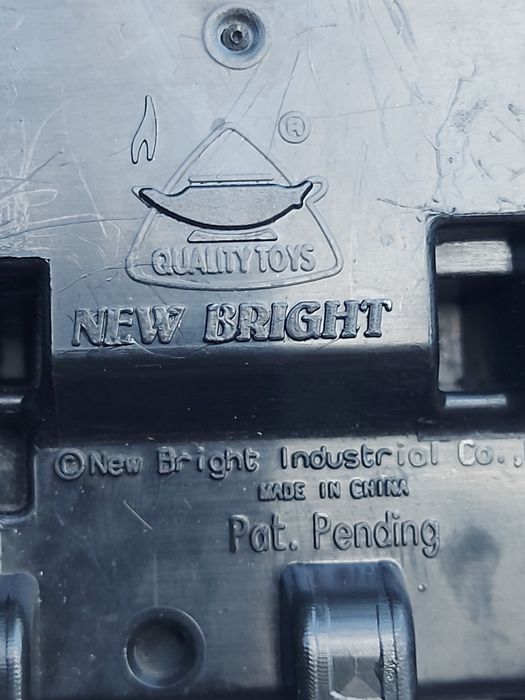 Zabawka samochód duży