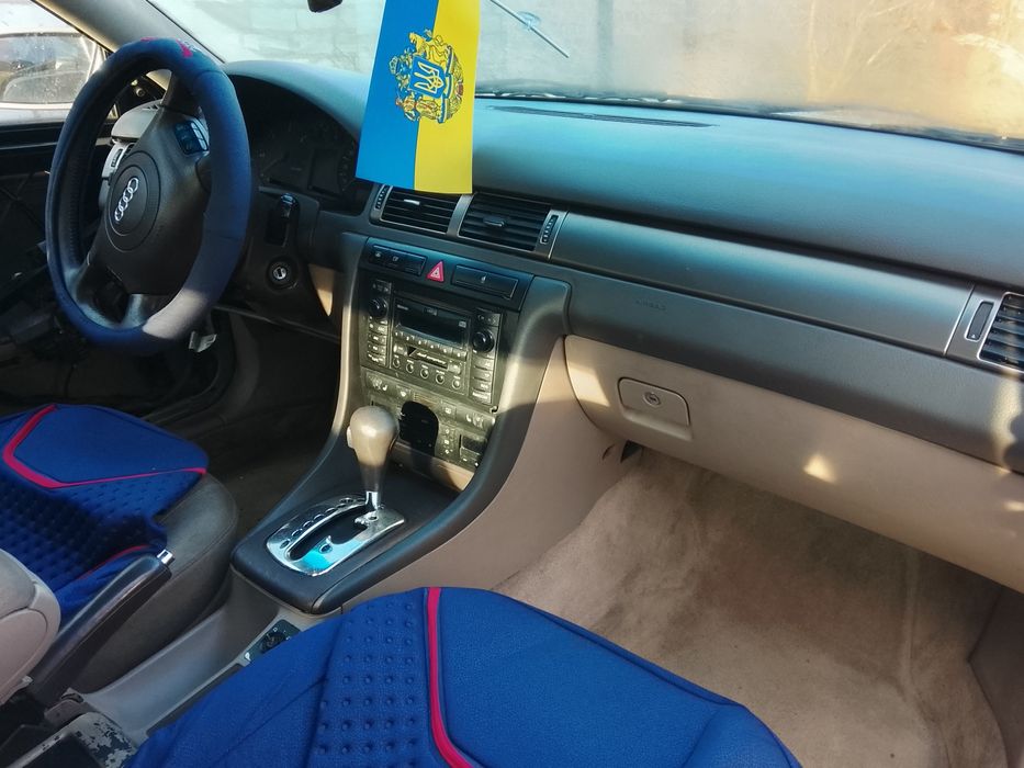 Крило Audi A6c5 . Розбор , є все.