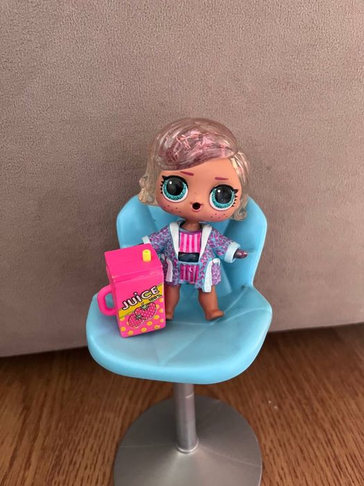 іграшка лол LOL  для дівчинки
