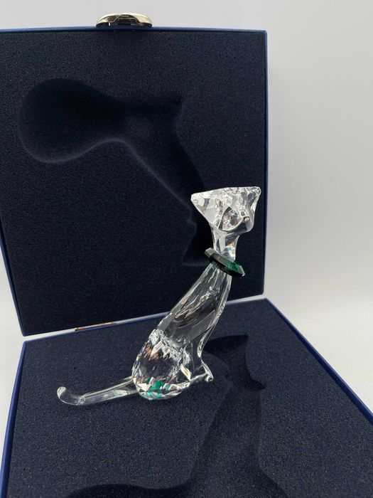 Pássaros em Swarovsky