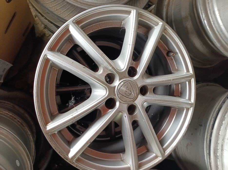 Felgi aluminiowe 16 ford