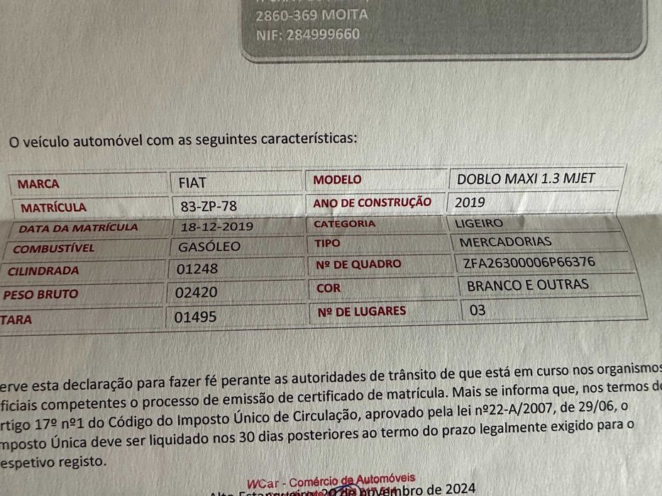 Veículo em excelente estado geral, muito prático para o dia a dia
