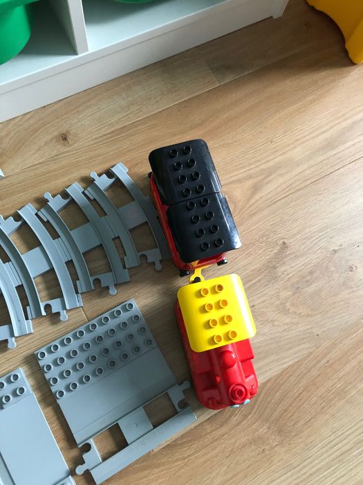 Tory Lego Duplo plus pociąg
