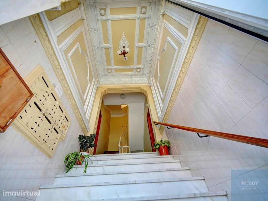 Apartamento T2 em Campolide