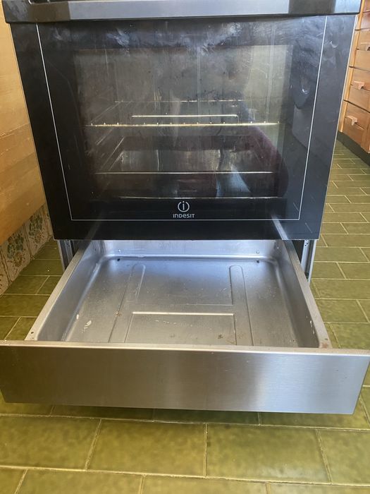 Fogão Indesit I6GG1F(X)/P Inox – 4 Queimadores a Gás + Forno a Gás (60 cm)