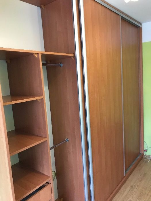 Szafy przesuwne,zabudowy ,komandor, garderoby na wymiar, naprawa