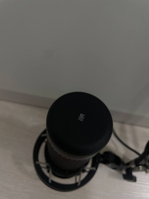 Игровой конденсаторный USB-микрофон HyperX QuadCast S+панторгаф