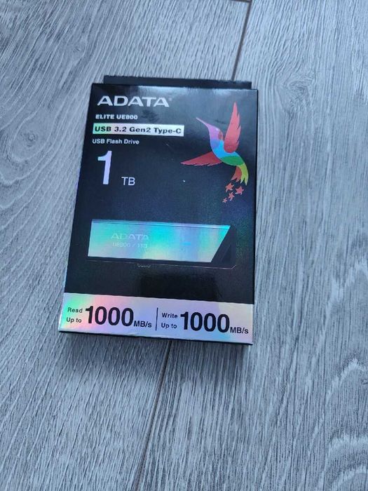 Pendrive  adata Elite UE 1 TB