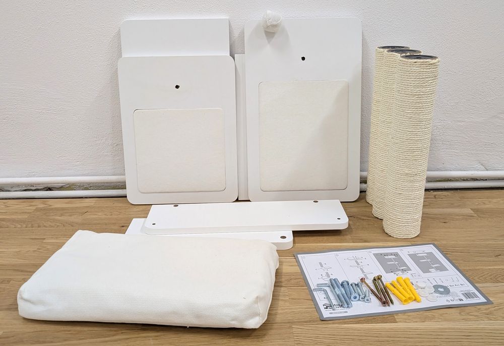 Modern Living Drapak dla Kota Ścienny San Francisco Biały 26x43x129cmZ