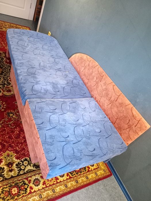Продам Диван раскладной Диван-кровать
