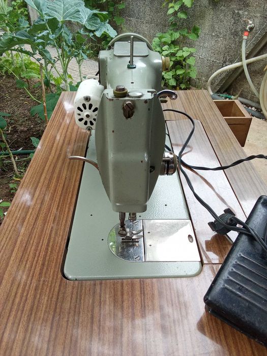 Máquina de Costura Oliva CL.50 Automática