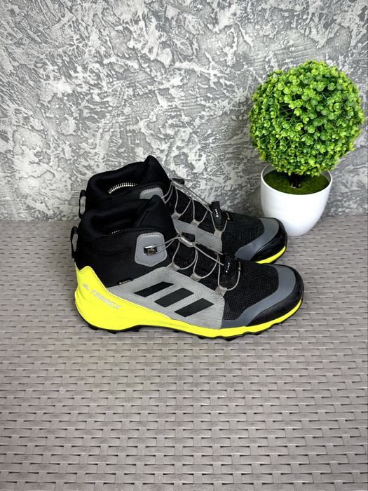Adidas Terrex gore-tex кроссовки полуботинки 39 размер трекинговые