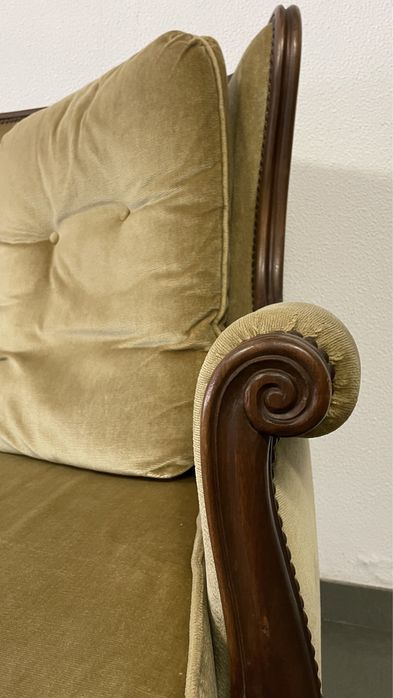 Sofá de 3 lugares com orelhas